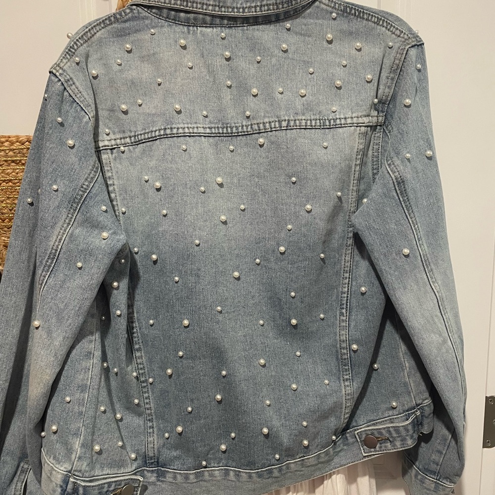 Pearl Jean Jacket - Picture 3 of 3